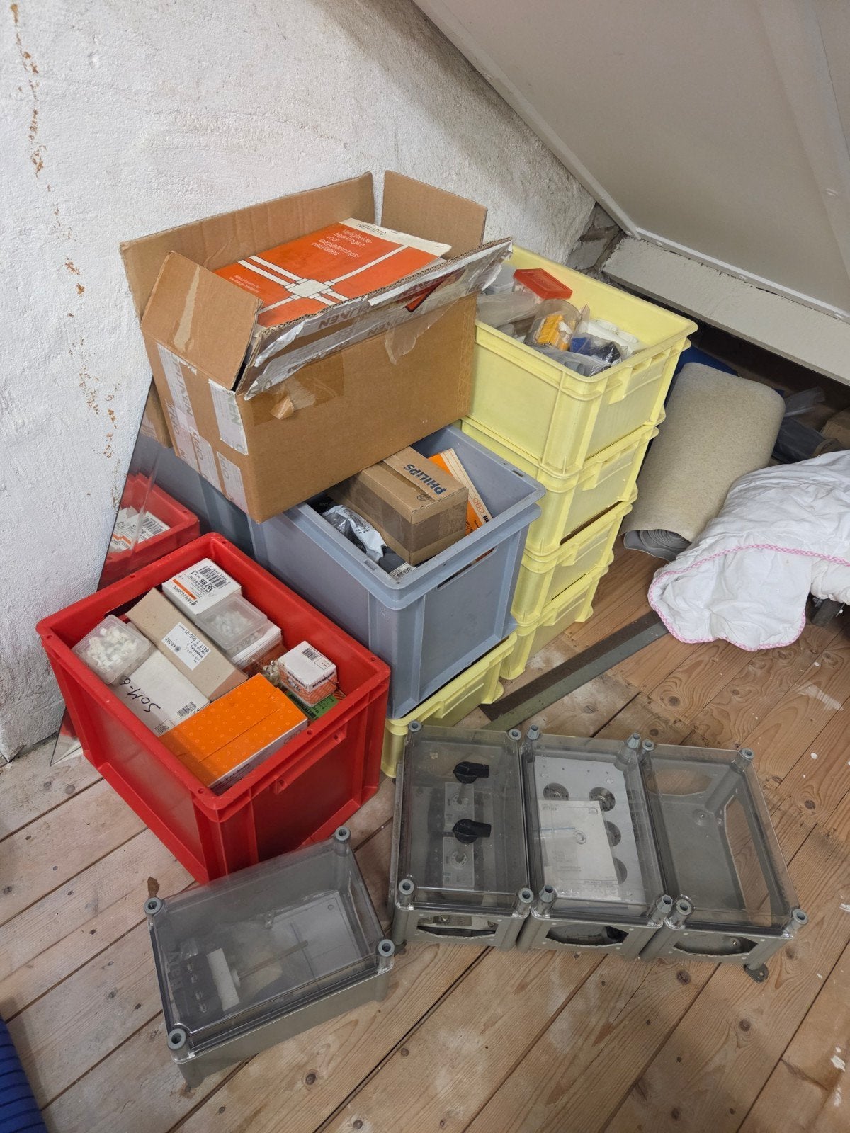 spullen voor elektra, Ophalen, Zo goed als nieuw, Doos, Minder dan 35 cm