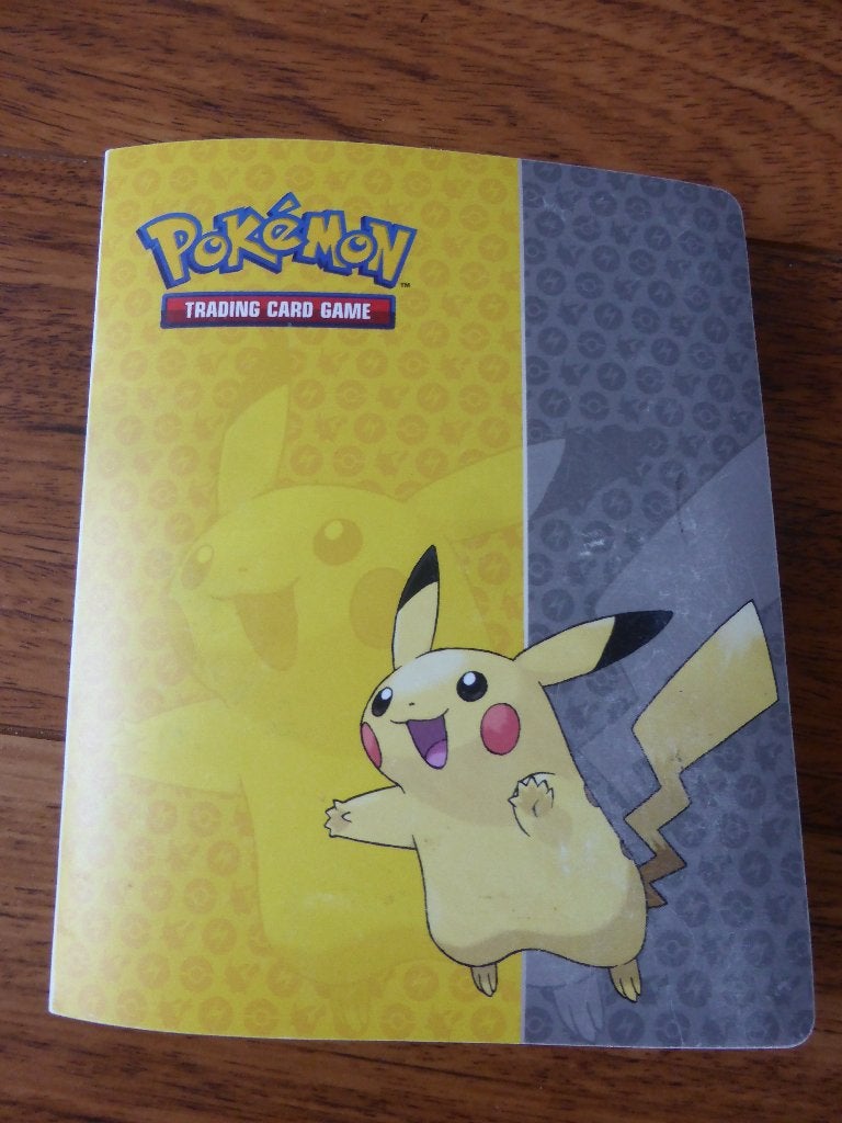 Verzamelmap Break Through Pikachu, Ophalen of Verzenden, Nieuw, Boek of Catalogus