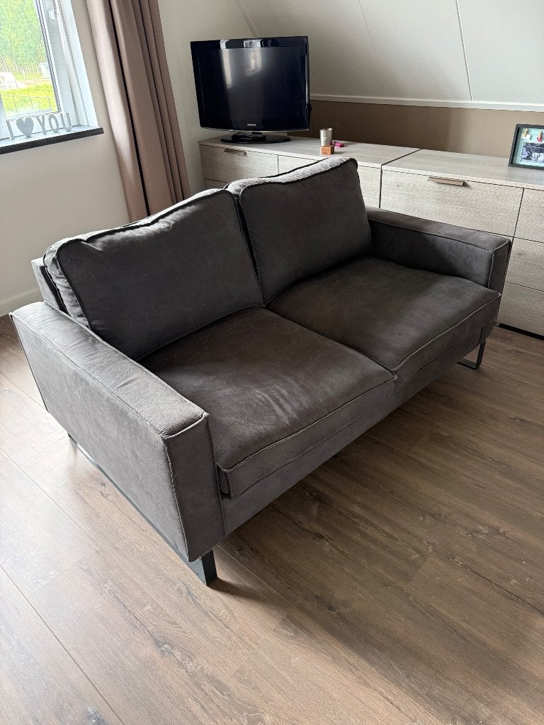 Grijze bank, Ophalen, 150 tot 200 cm, Tweepersoons, 75 tot 100 cm
