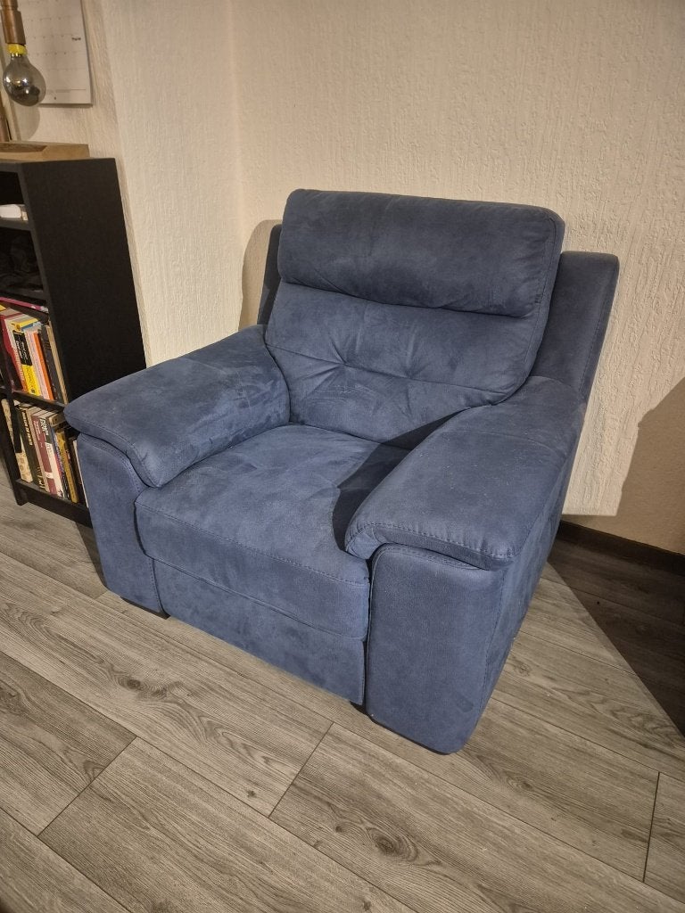 Elektrische Relaxfauteuil – Donkerblauw – Zo goed als nieuw, Ophalen, 75 tot 100 cm, Zo goed als nieuw, Stof