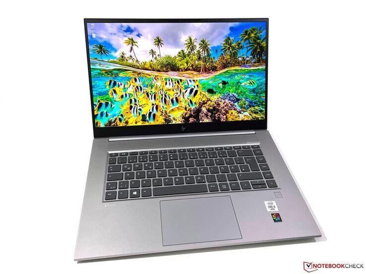 HP ZBook 15 STUDIO G7  I7 10TH GEN 16 GB NVIDIA  GARANTIE