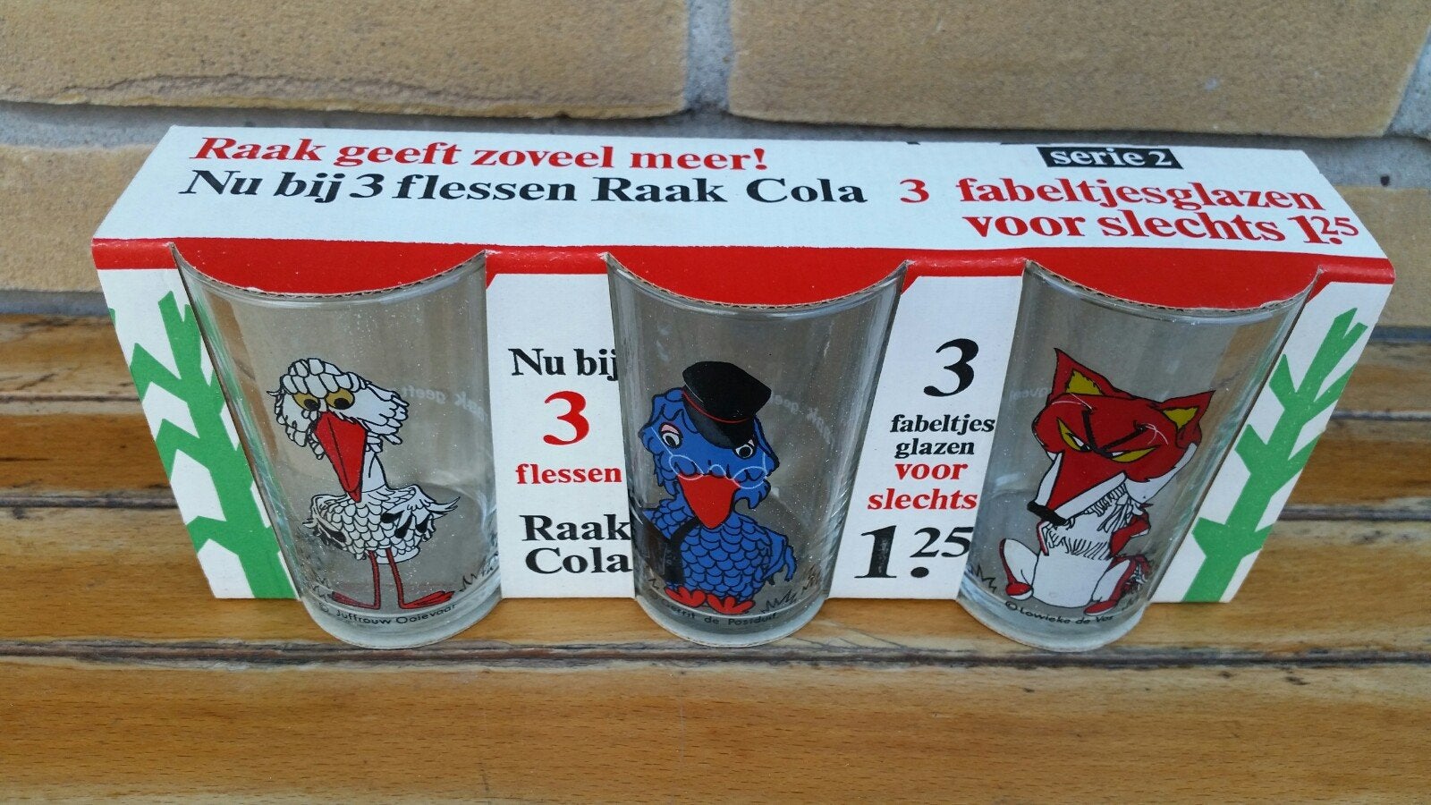 Set van drie fabeltjeskrant glazen in verpakking serie 2, Verzamelen, Ophalen of Verzenden, Nieuw, Tv, Gebruiksvoorwerp