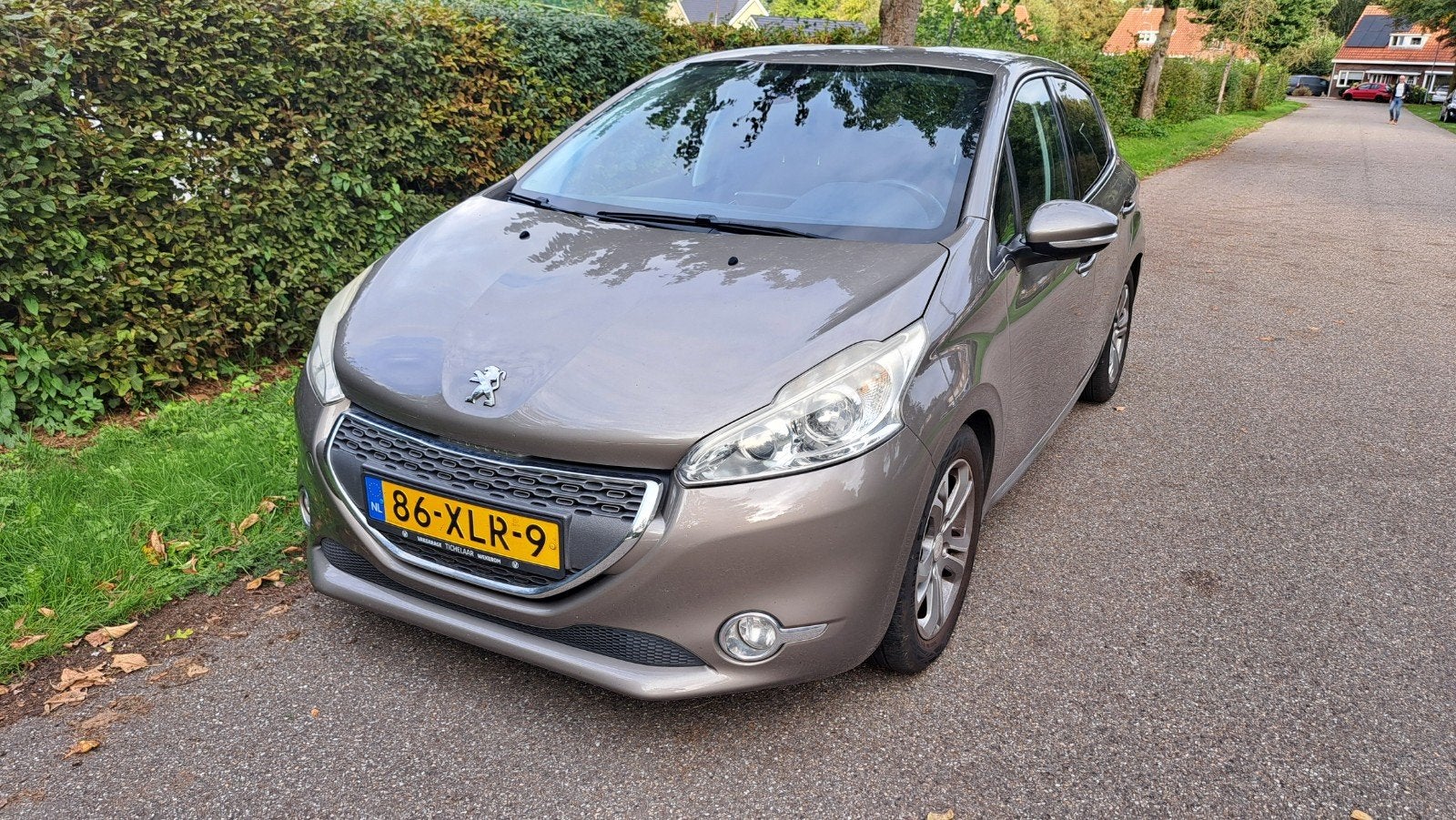 Peugeot 208 1.4 VTI 70KW/95PK 5-D 2012 Grijs, Auto's, Voorwielaandrijving, Dealer onderhouden, Stof, 40 €/maand