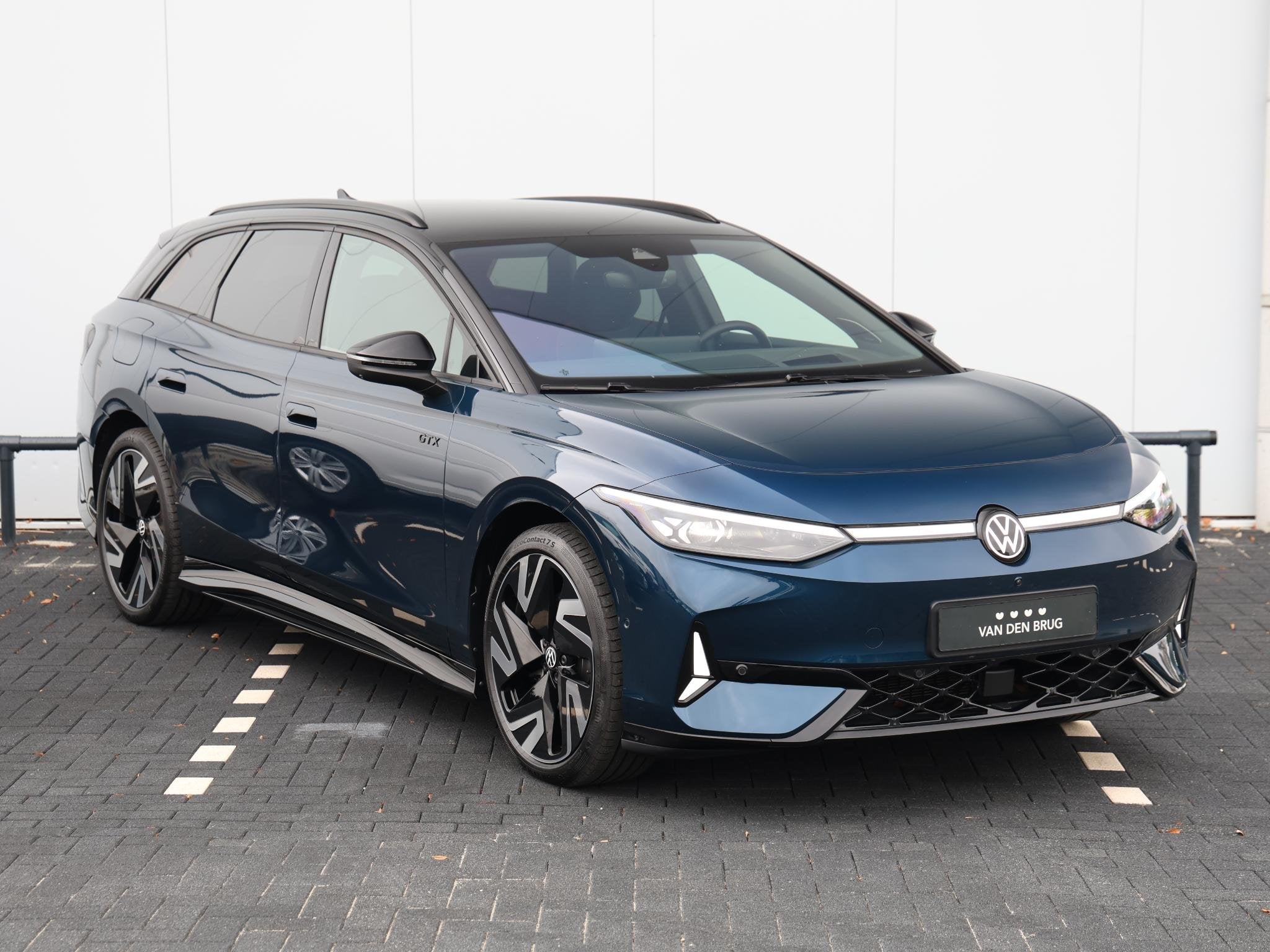 Volkswagen ID.7 Tourer GTX Limited Edition 86 kWh 340pk | Wa, Auto's, 2240 kg, Alcantara, 340 pk, Vierwielaandrijving