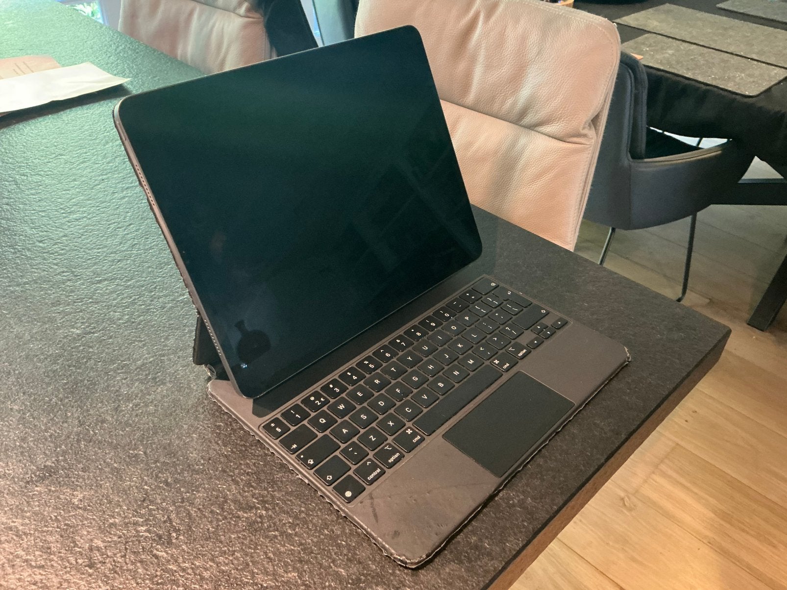 Apple iPad Pro 5th generation 12.9”- 1TB opslag + 16gbram, Computers en Software, 13 inch of meer, Ophalen of Verzenden, Zo goed als nieuw