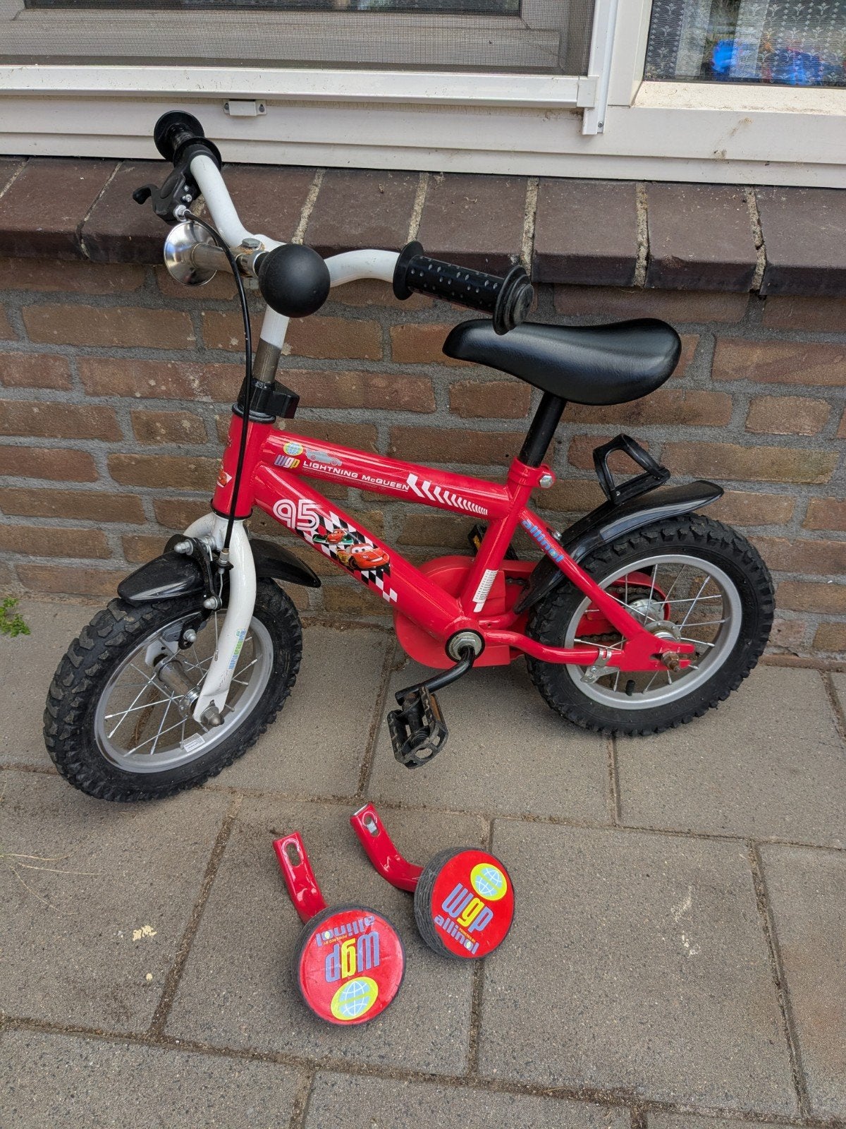 Cars kinderfiets, Ophalen, Gebruikt, Minder dan 16 inch, Zijwieltjes