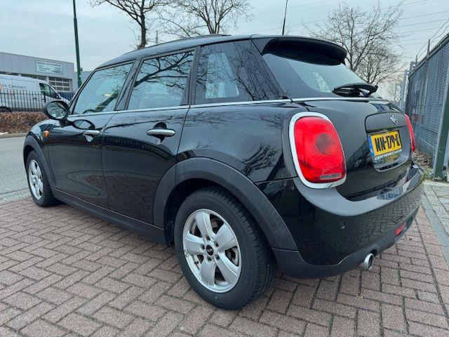MINI Mini 1.5 One D 5deurs Salt Business Airco,Navigatie Net, Auto's, Voorwielaandrijving, Stof, Gebruikt, Zwart