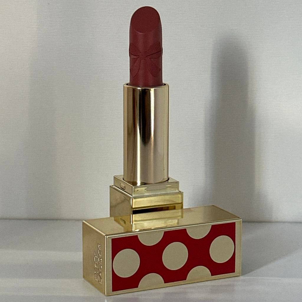 Estee Lauder Limited Edition Lipstick #Velvet Ribbon#, Lippen, Nieuw, Ophalen of Verzenden, Make-up
