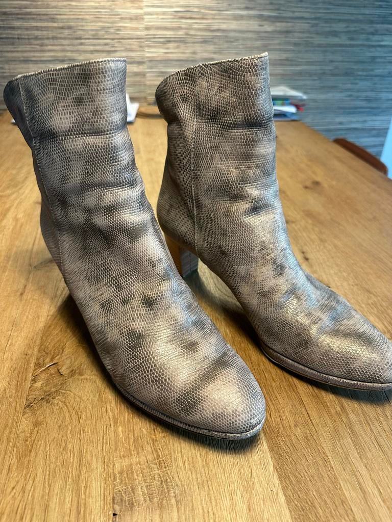 Lilian laarsje brons maat 42, Kleding | Dames, Schoenen, Zo goed als nieuw, Lage of Enkellaarzen, Overige kleuren, Ophalen of Verzenden