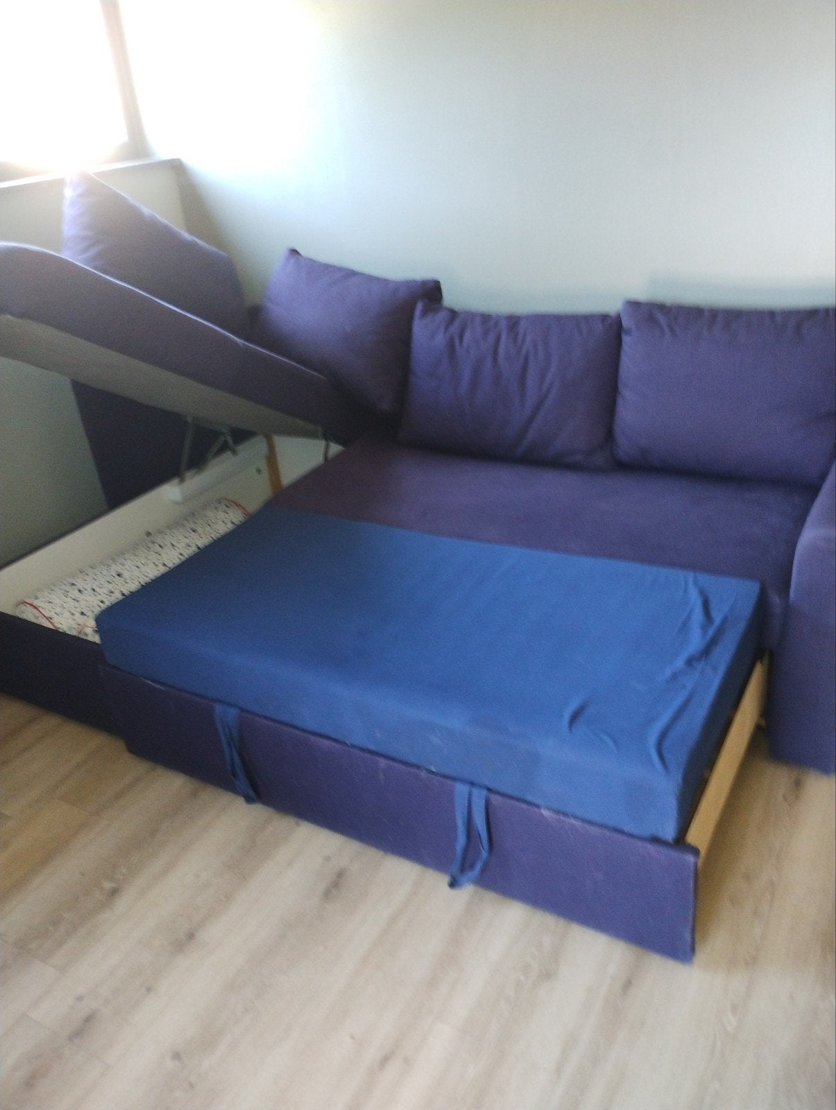 Ikea bedbank., Huis en Inrichting, Banken | Bankstellen, Ophalen, Gebruikt, Tweepersoons, Minder dan 150 cm