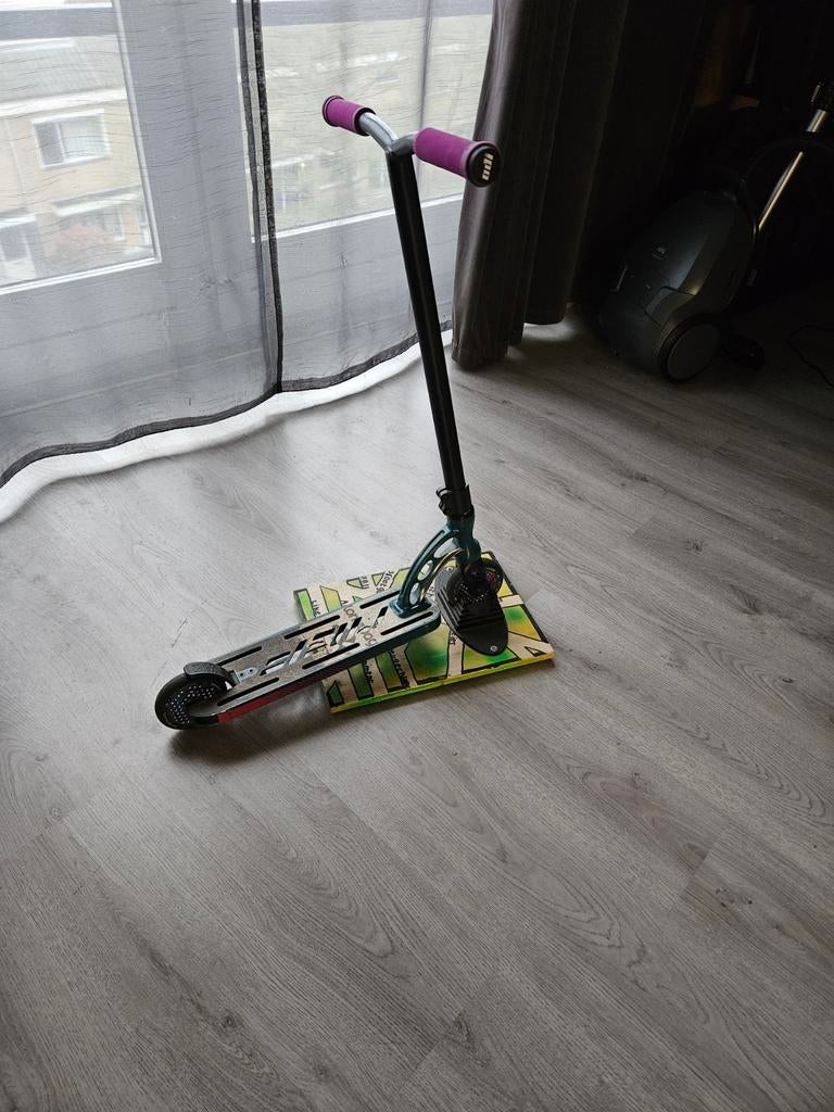 Stuntstep Custom MGP deck Build met Extra Bar en Clamp, Fietsen en Brommers, Steps, Ophalen, Gebruikt, Gewone step, MGP