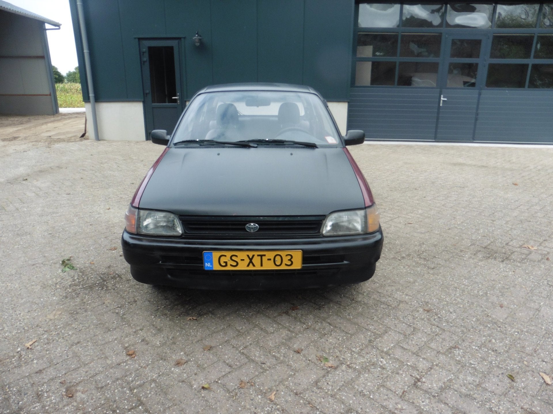 Toyota Starlet 1.3i, Auto's, Stof, 4 cilinders, Origineel Nederlands, Bedrijf