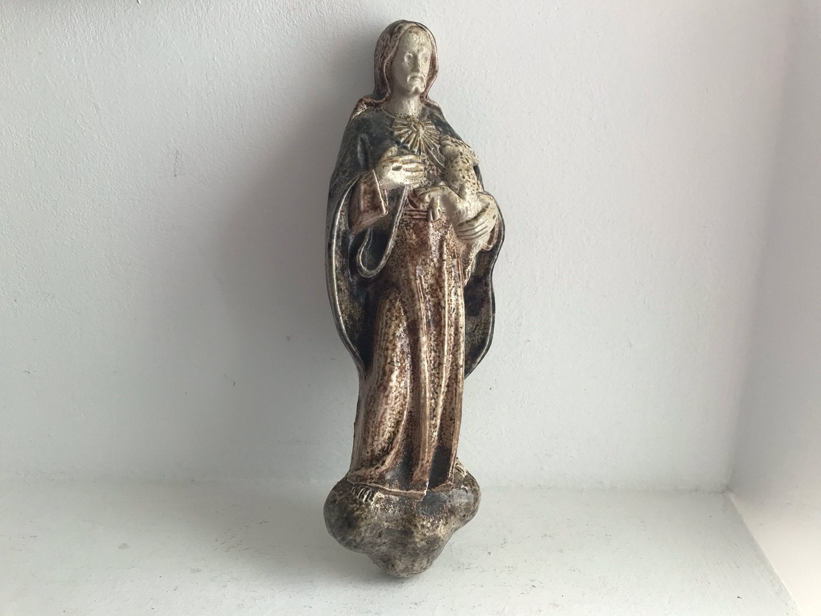 Beeld Jezus met lam / Terraco Draak Beesel, Ophalen of Verzenden