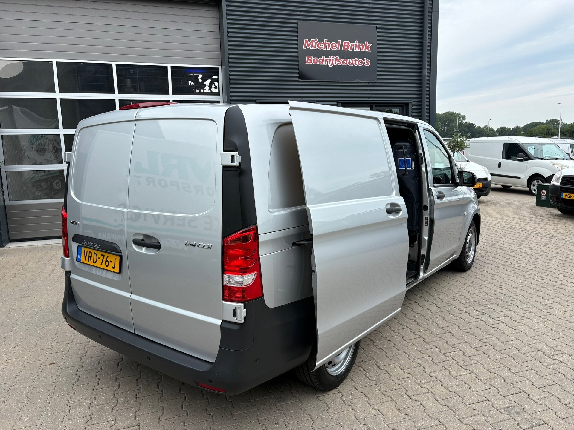 Mercedes-Benz Vito 114 CDI Lang Automaat, Auto's, Automaat, 1987 kg, Gebruikt, 4 cilinders