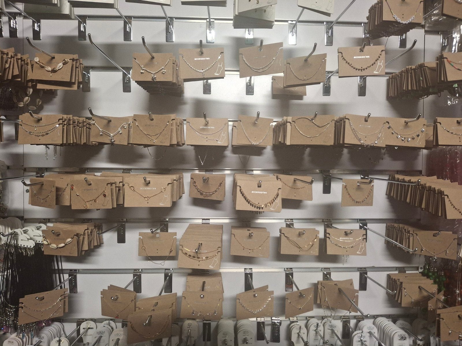 Partij enkelbandjes 100 stuks Diverse modellen !!!!, Ophalen of Verzenden, Nieuw, Overige materialen, Met bedels of kralen