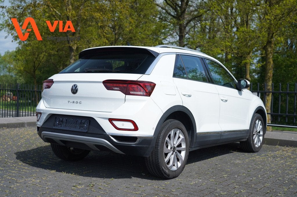 Volkswagen T-Roc 1.5 TSi | Facelift | Style | Camera | Virtu, LED verlichting, Zwart, 4 cilinders, 150 pk