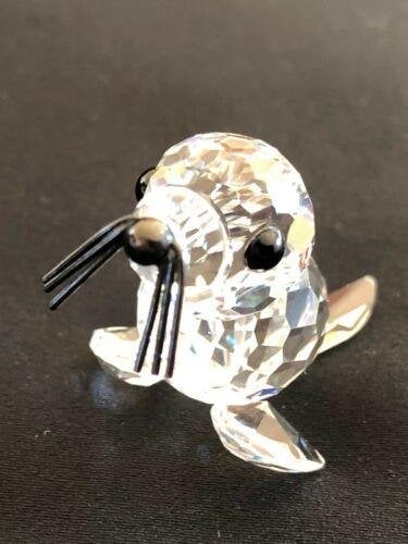 Swarovski zeehond mini met zwarte snorharen incl.doos, Ophalen of Verzenden, Nieuw, Figuurtje