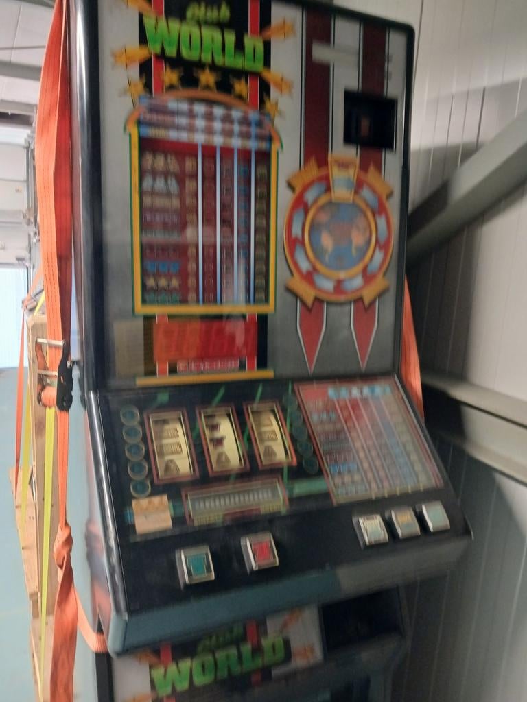 Drie verschillende gokkosten te koop, Verzamelen, Automaten | Gokkasten en Fruitautomaten, Ophalen of Verzenden