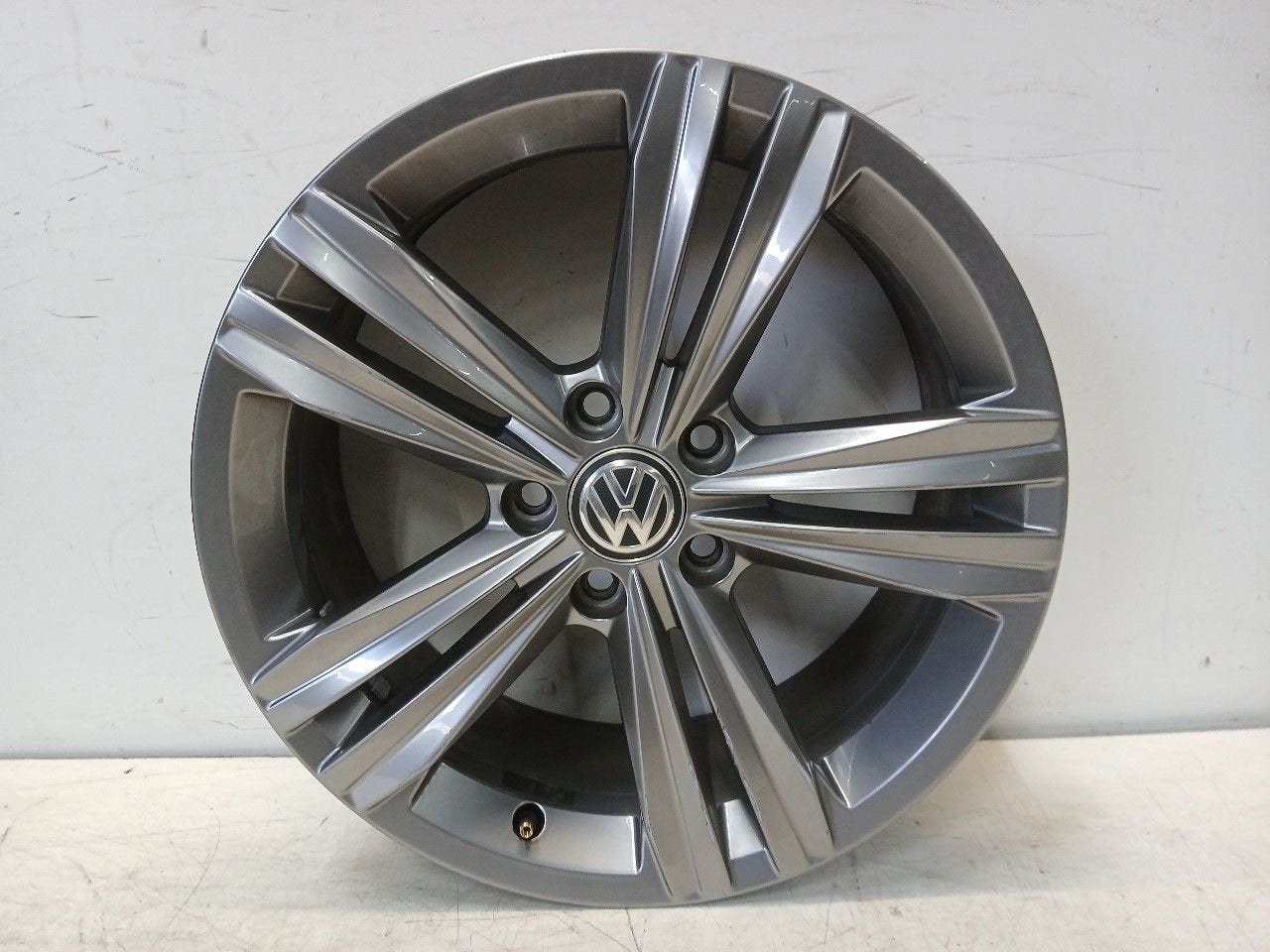 Velg Volkswagen Passat, Onderdelen@venauto.nl, Van der Ven Autorecycling B.V., Gebruikt, Ettenseweg 76, 4706 PB Roosendaal, The Netherlands