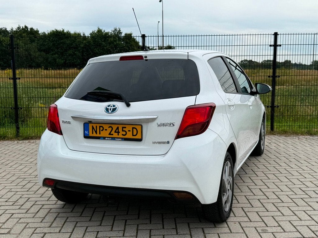 Toyota Yaris 1.5 Hybrid Aspiration | Camera | Trekhaak | Blu, Gebruikt, 4 cilinders, Bedrijf, Hybride Elektrisch/Benzine