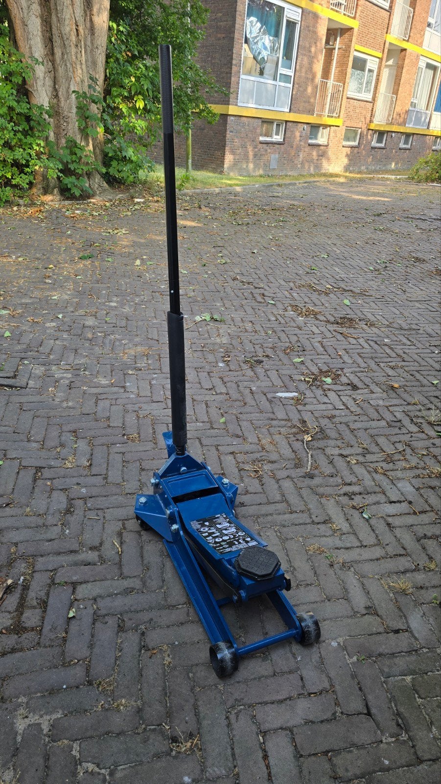 HBM Garagekrik 3 Ton - Robuuste Hydraulische Krik, Auto diversen, Ophalen of Verzenden, Gebruikt, Hydraulisch, Garagekrik