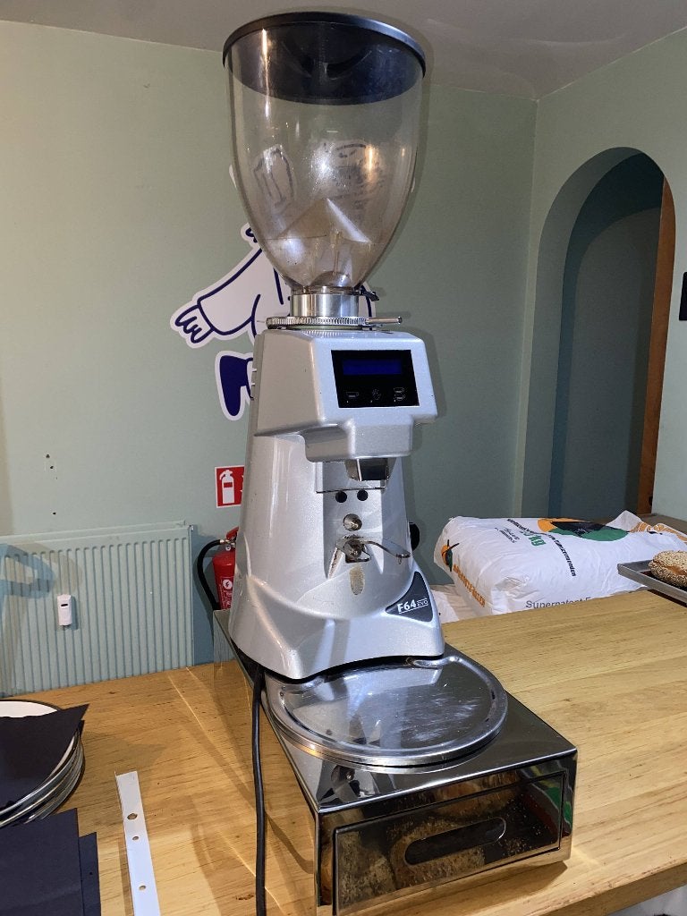 Fiorenzato F64 Evo — professionele koffiemolen, top staat!, Ophalen, Gebruikt, Overige merken, Koffiemolen