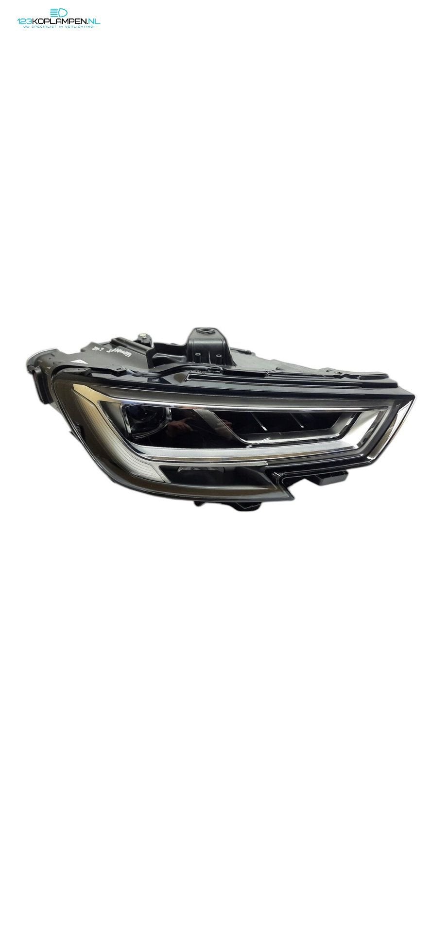 Audi A3 S3 RS3 8V Facelift Full LED Matrix Koplamp Rechts 8V