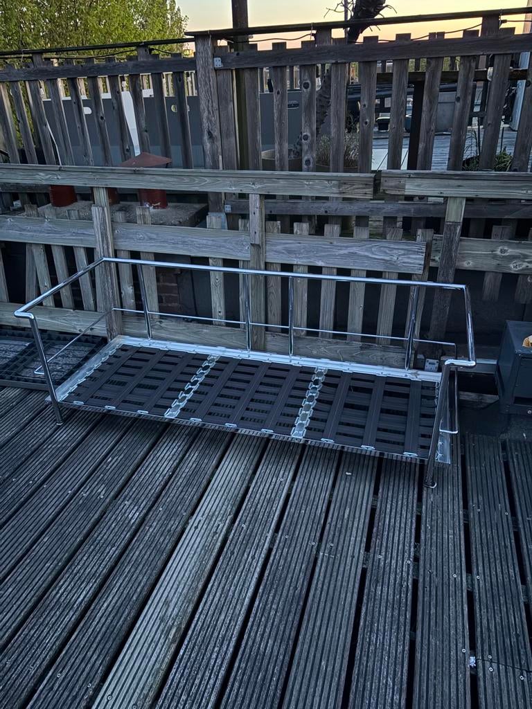 Vintage chrome sofa frame — LC3 / Le Corbusier style, Huis en Inrichting, Banken | Sofa's en Chaises Longues, Ophalen, Zo goed als nieuw