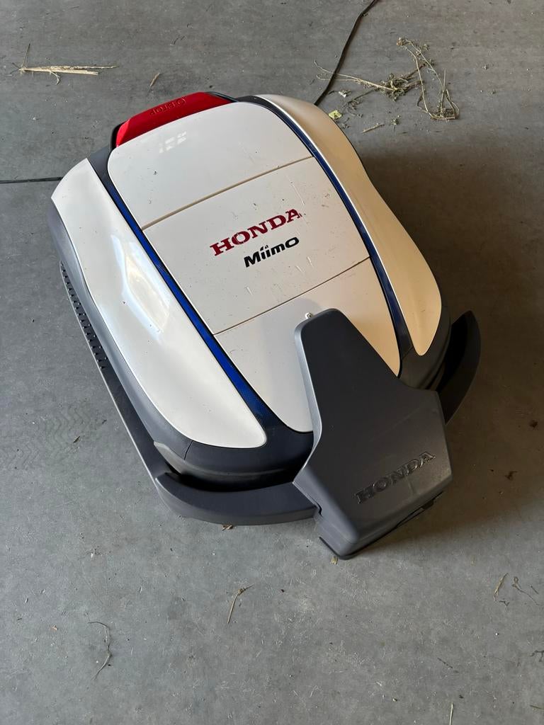 Honda Miimo Robotmaaier hrm 1500 live, Ophalen, Gebruikt, Meer dan 25 cm, Bestuurbaar via app