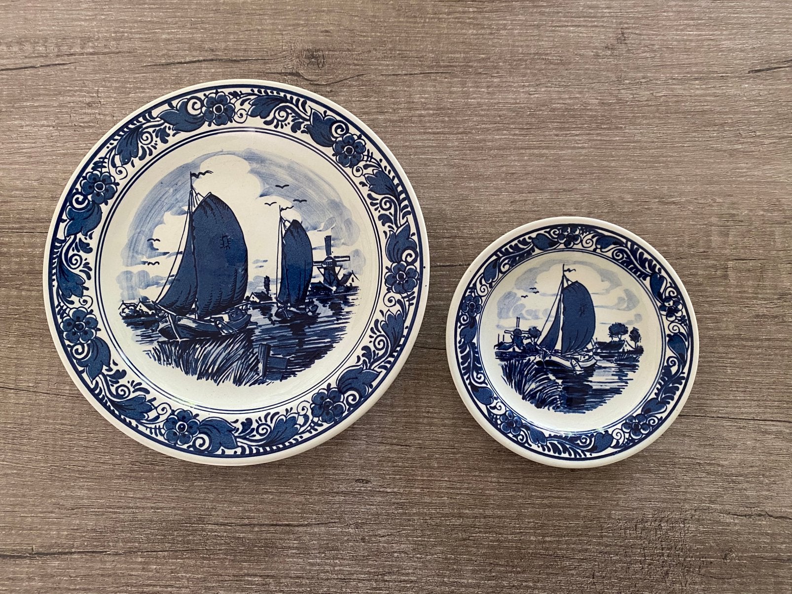 Twee Delfts Blauw wandbordjes, Antiek en Kunst, Ophalen