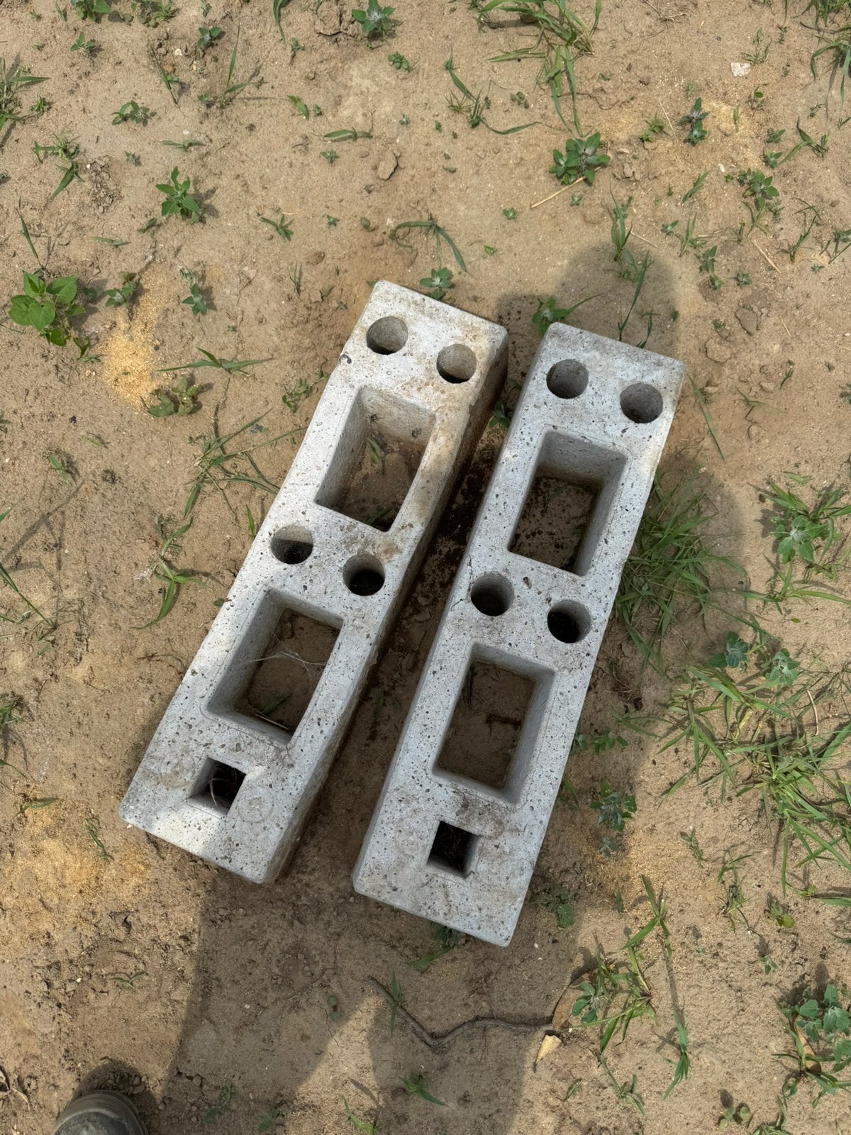 Bouwhek betonblok beton voet, Ophalen of Verzenden, Zo goed als nieuw, 250 mm of meer