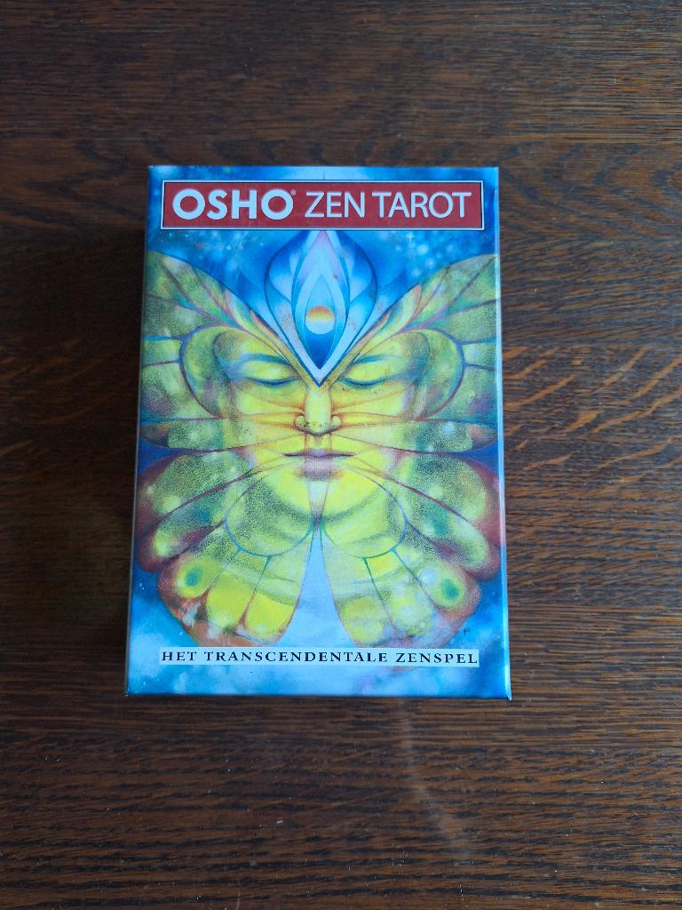 Osho zen tarot, Boeken, Esoterie en Spiritualiteit, Ophalen of Verzenden, Zo goed als nieuw, Spiritualiteit algemeen, Overige typen