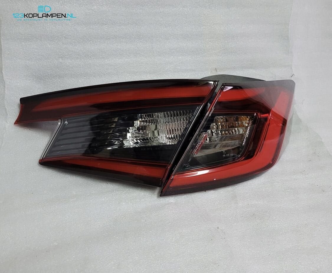 Honda Civic XI Sedan achterlicht rechts