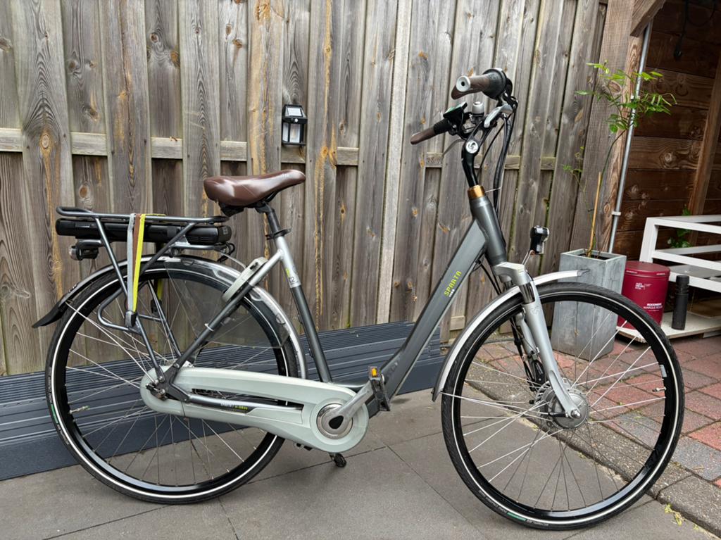 Te koop elektrische damesfiets sparta, Fietsen en Brommers, Elektrische fietsen, 51 tot 55 cm, Ophalen, Zo goed als nieuw, Sparta