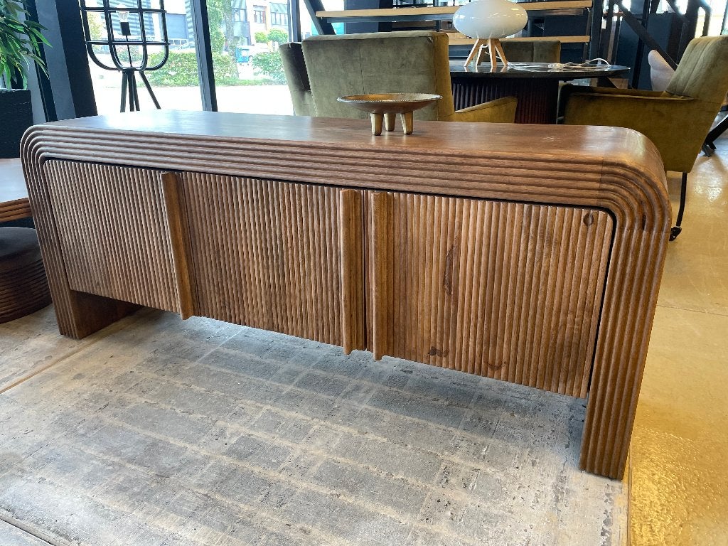 LEEGVERKOOP VOORRAAD MANGO JAPANDI WALNOOT CHEFMEUBEL 599, Huis en Inrichting, Bruin, Nieuw, Ophalen of Verzenden, Modern