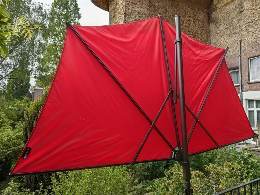 Madison Sun Wave balkon parasol, Tuin en Terras, Parasols, Gebruikt, Zweefparasol, 2 tot 3 meter, Kantelbaar, Verstelbaar, Ophalen