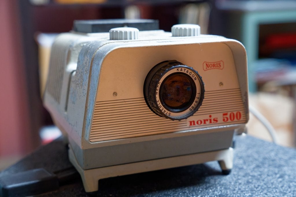 Diaprojector Noris 500 met koffer, Ophalen of Verzenden, Gebruikt