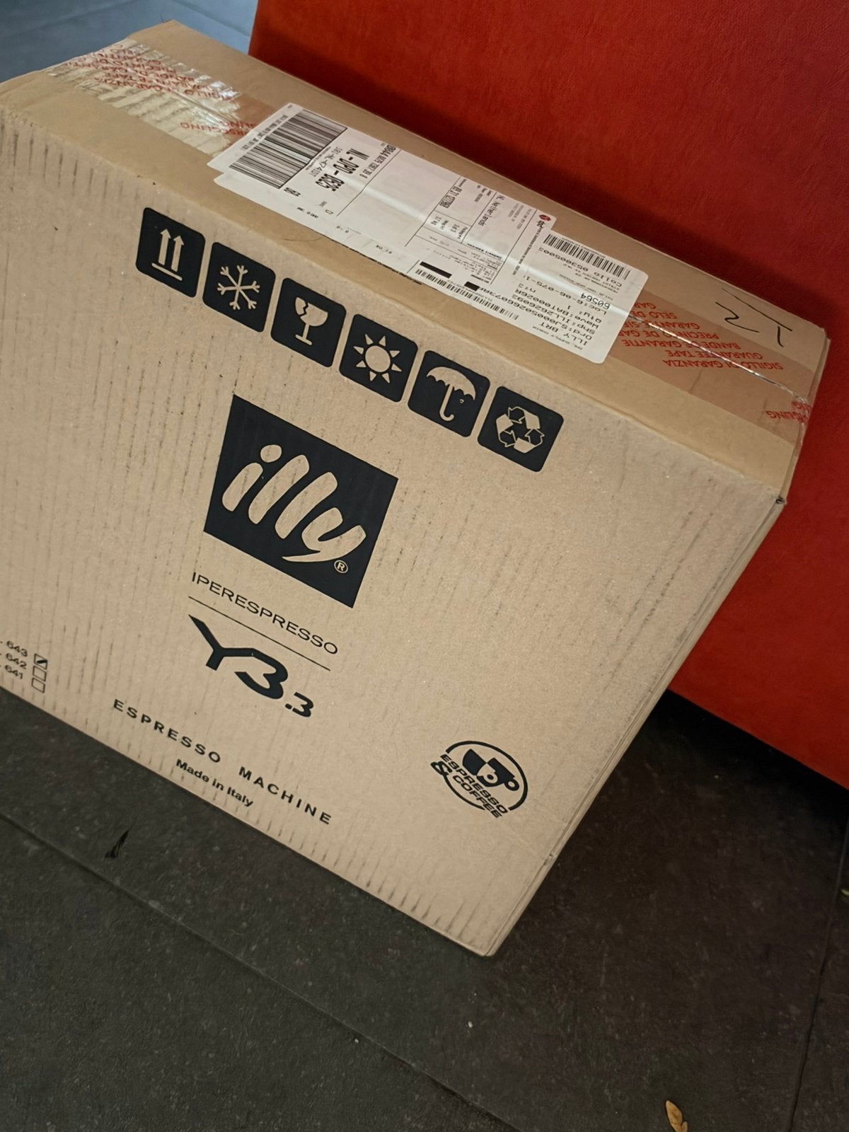 Illy Y3.3 koffie espressomachine, Espresso apparaat, Nieuw, Ophalen of Verzenden, 4 tot 10 kopjes