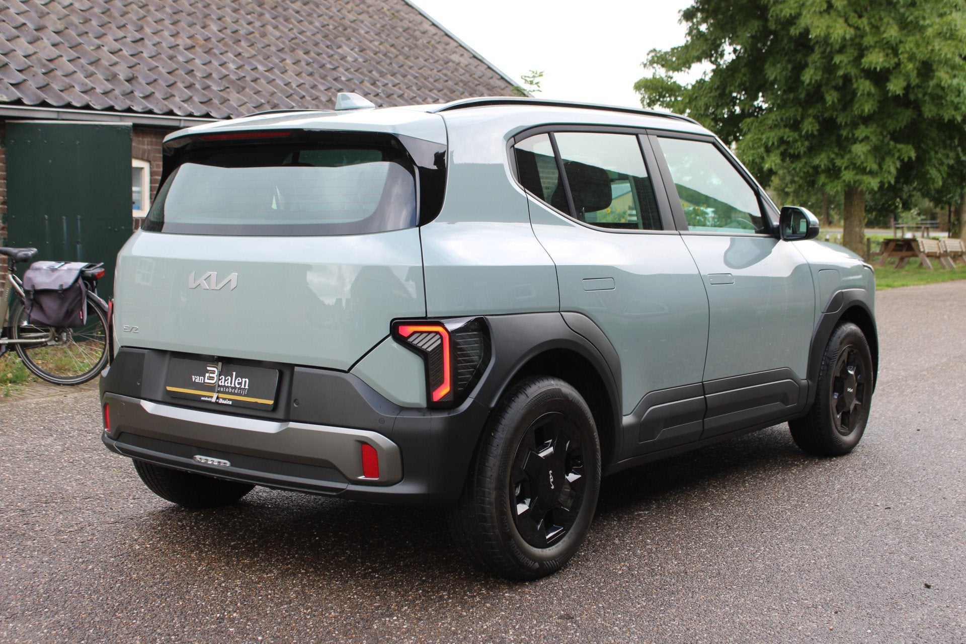 Kia EV2 EARTH 42.2 kWh LED 5-PERSOONS DIRECT LEVERBAAR!, Auto's, Dealer onderhouden, 1525 kg, Gebruikt, SUV of Terreinwagen