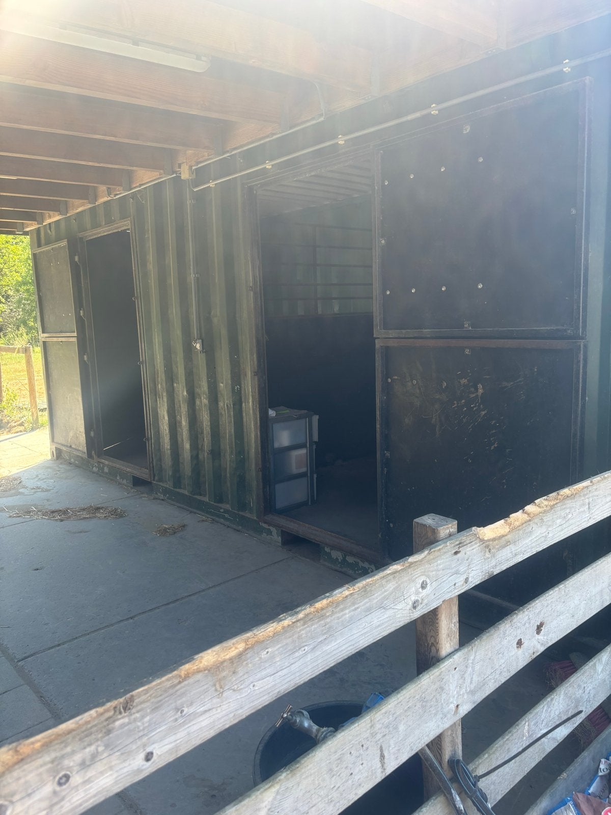 Stal container. 2 stallen., Dieren en Toebehoren