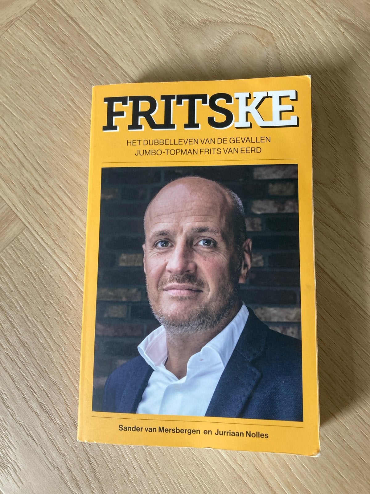 Fritske: Het dubbelleven van Frits van Eerd (Jumbo), Boeken, Biografieën, Ophalen of Verzenden, Gelezen, Overige