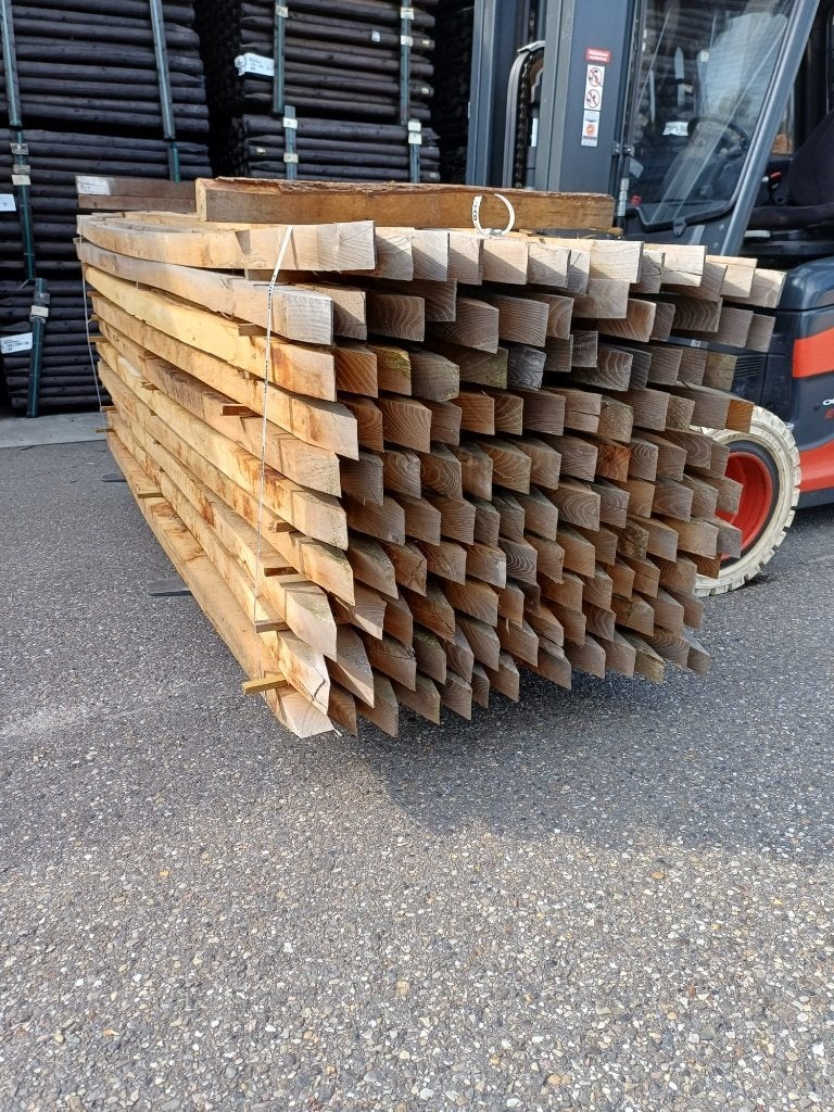Robinia palen ruw, gepunt 70x70mm 300cm nr. 783, Ophalen, Zo goed als nieuw, 250 cm of meer, Palen