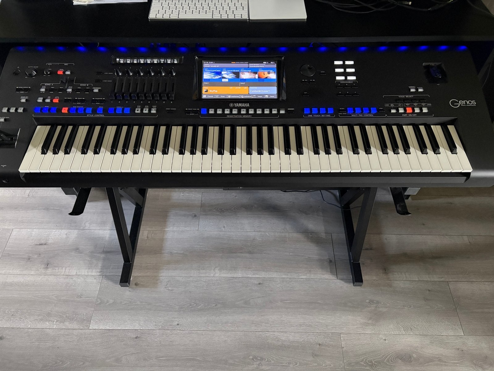 Yamaha Genos 1  Keyboard - Nieuwstaat + flightcase tas, Ophalen, Yamaha, Zo goed als nieuw, Aanslaggevoelig