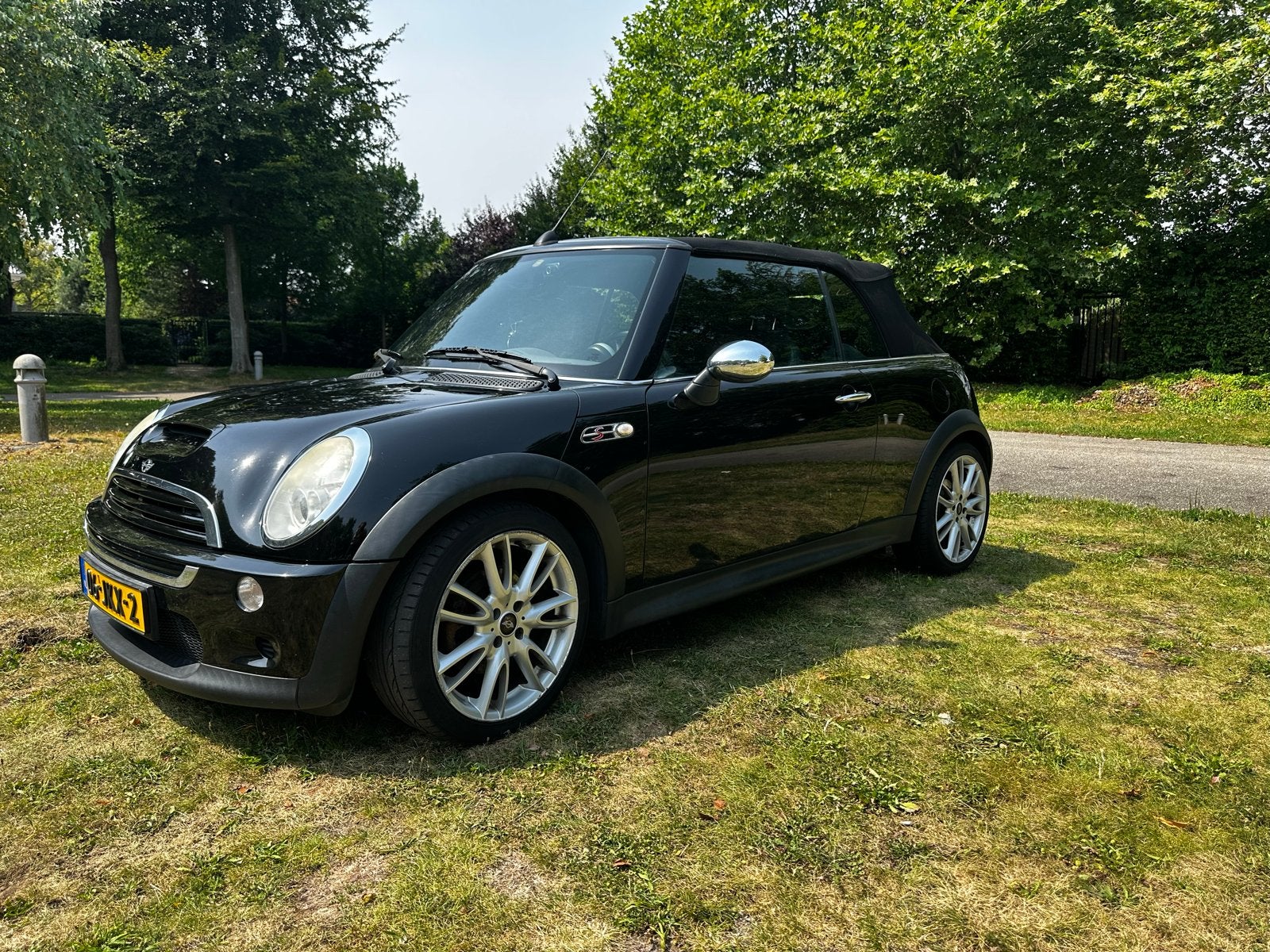 Mini 1.6 16V Cooper S Cabrio 2005 Zwart, Auto's, Mini, Particulier, Elektrische buitenspiegels, Elektrische ramen, Lederen bekleding