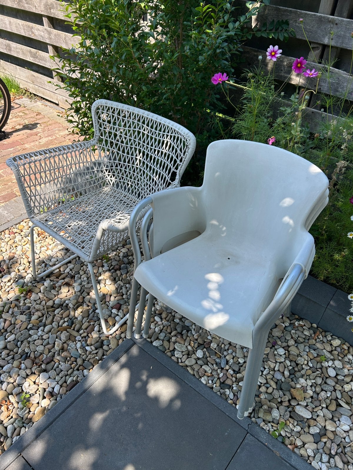 Eetkamerstoelen / tuinstoelen 4x 10,00, Ophalen, Gebruikt, Kunststof