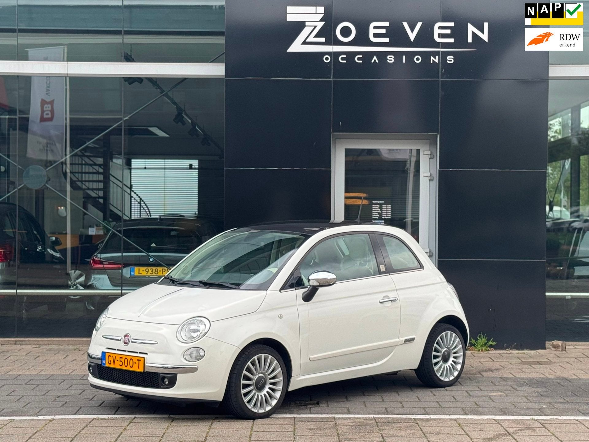 Fiat 500 0.9 TwinAir Turbo Rivièra Maison-NL Auto, Voorwielaandrijving, Gebruikt, Bedrijf, Handgeschakeld