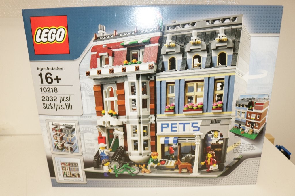 Lego 10218 Creator Expert Pet Shop Nieuw Sealed €250, Kinderen en Baby's, Speelgoed | Duplo en Lego, Lego, Nieuw, Ophalen of Verzenden