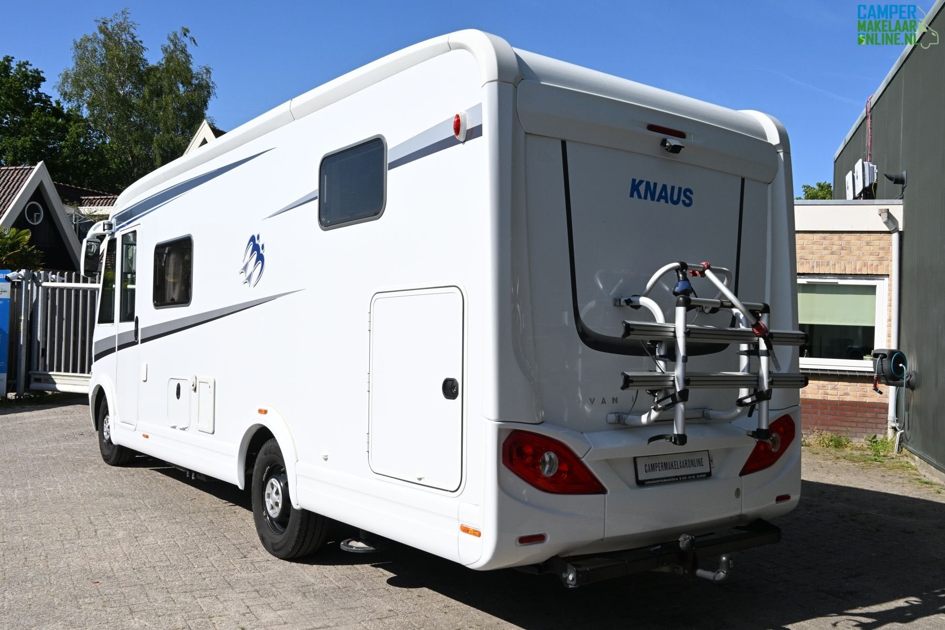 Knaus Van I 650 MEG|E&P|Enkbedden|Luifel|Hefbed, Integraal, Standaard zit, 7 tot 8 meter, Bedrijf