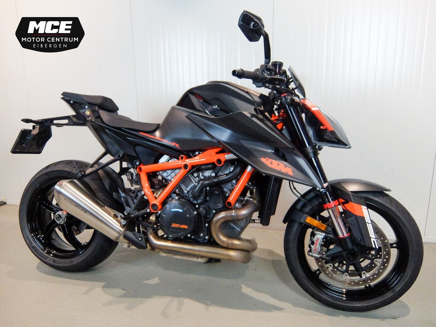 KTM 1290 SUPER DUKE R (bj 2020), 2 cilinders, KTM, Motorrijbewijs A, Bedrijf