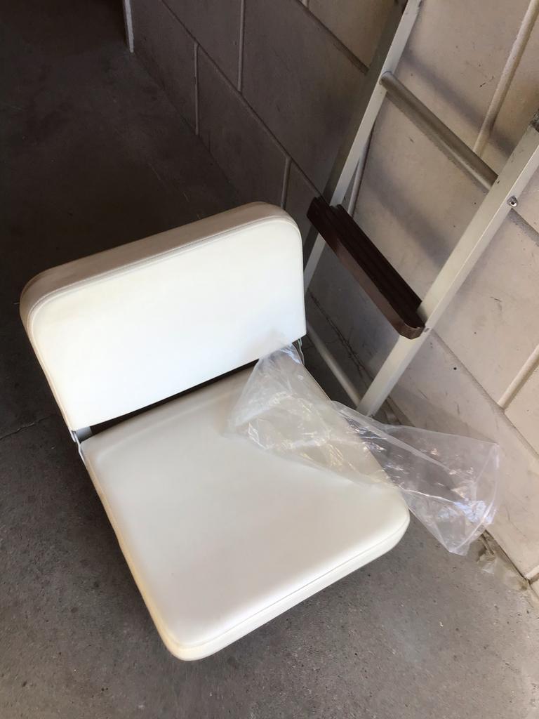 Opvouwbare bootstoel / visstoel, wit, Kunststof, Gebruikt, Wit, Ophalen of Verzenden